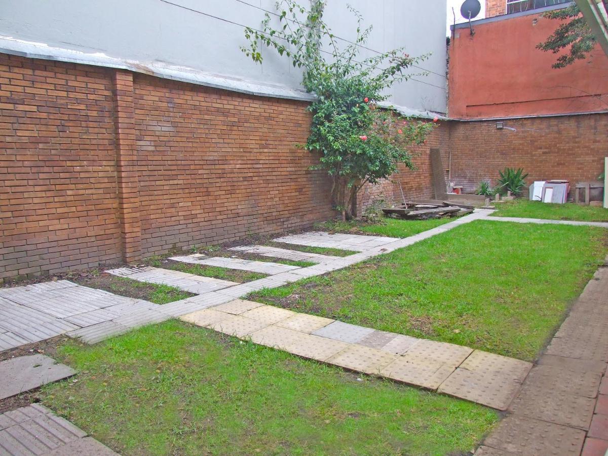 Colisseum Roma House- Campin Simon Bolivar Movistar Embajada Compensar Bogotá Zewnętrze zdjęcie